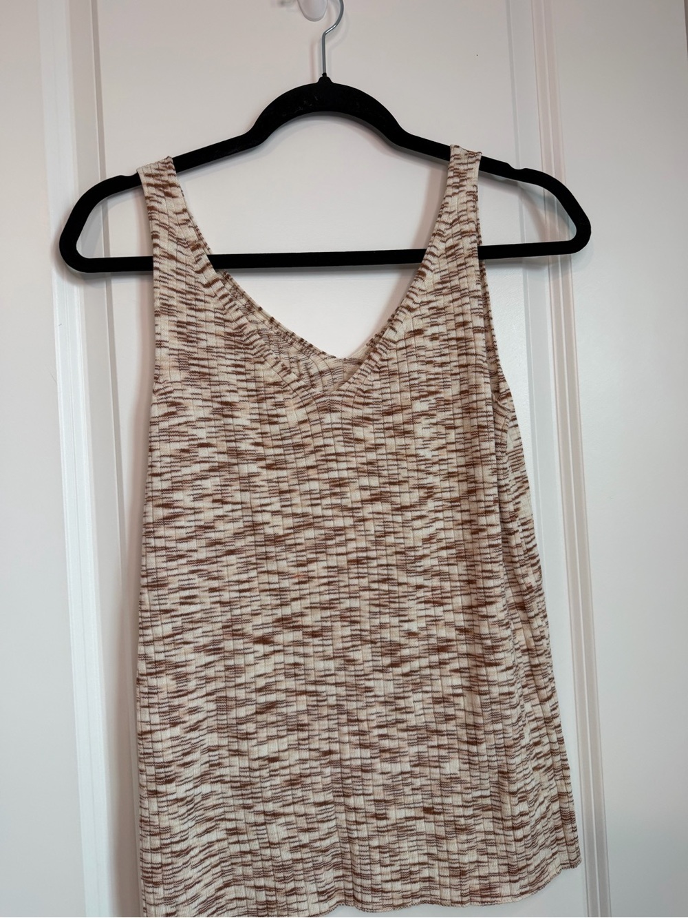 Nine West Beige and Brown Space-Dye V-Neck Tank